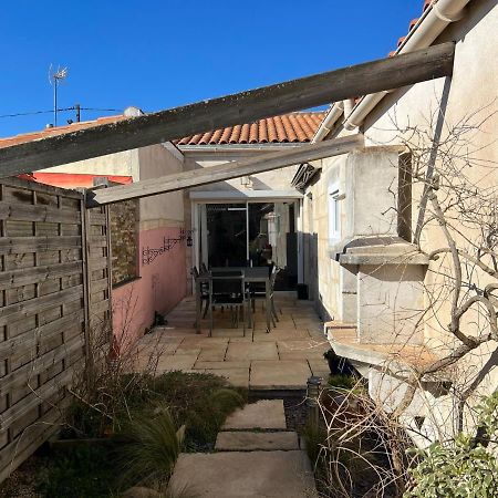 רושפור Maison Avec Jardin Et Garage מראה חיצוני תמונה